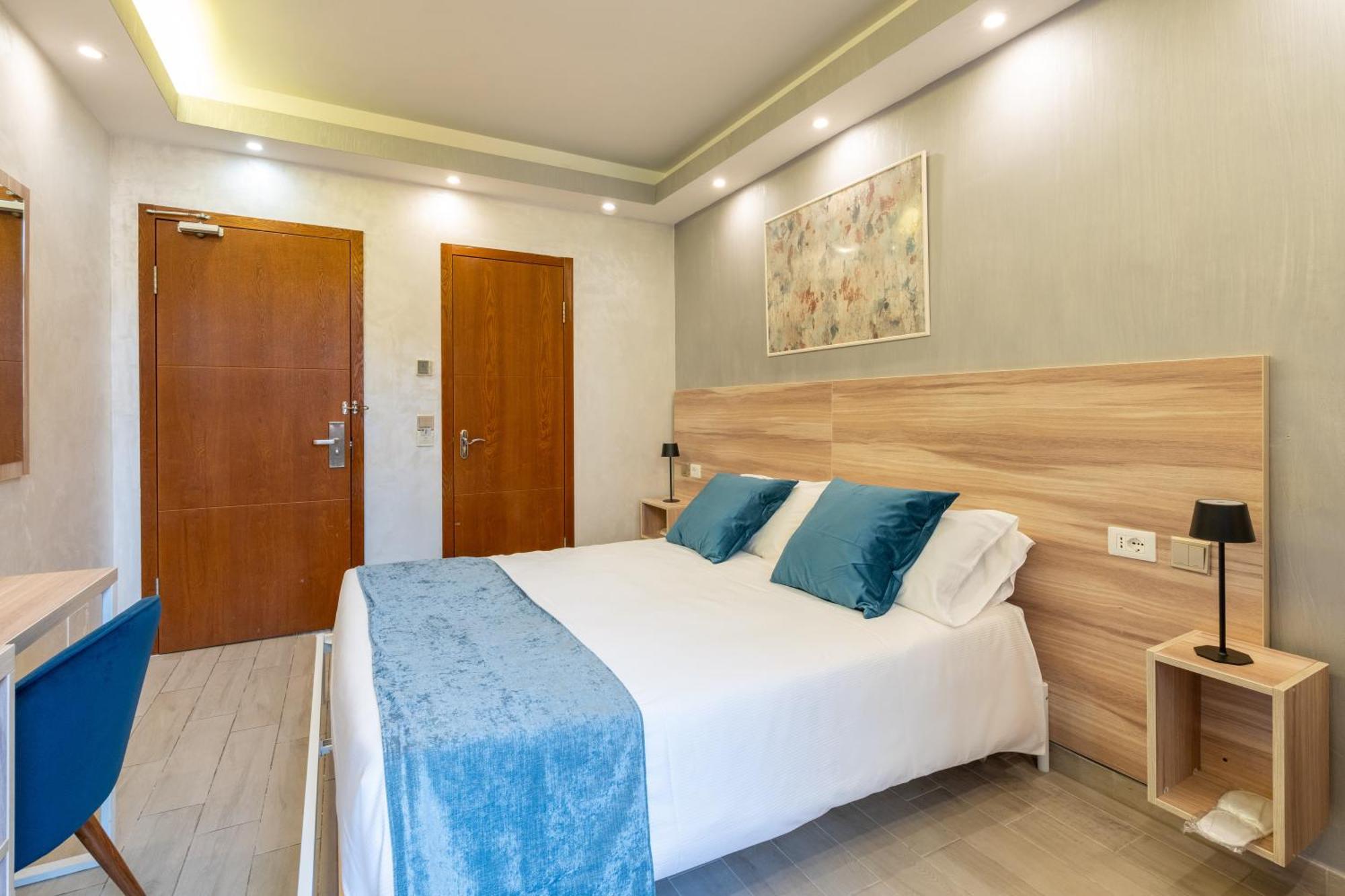 Drago D'Oro Guesthouse - Accross From Metro Vittorio Emanuele Exterior photo