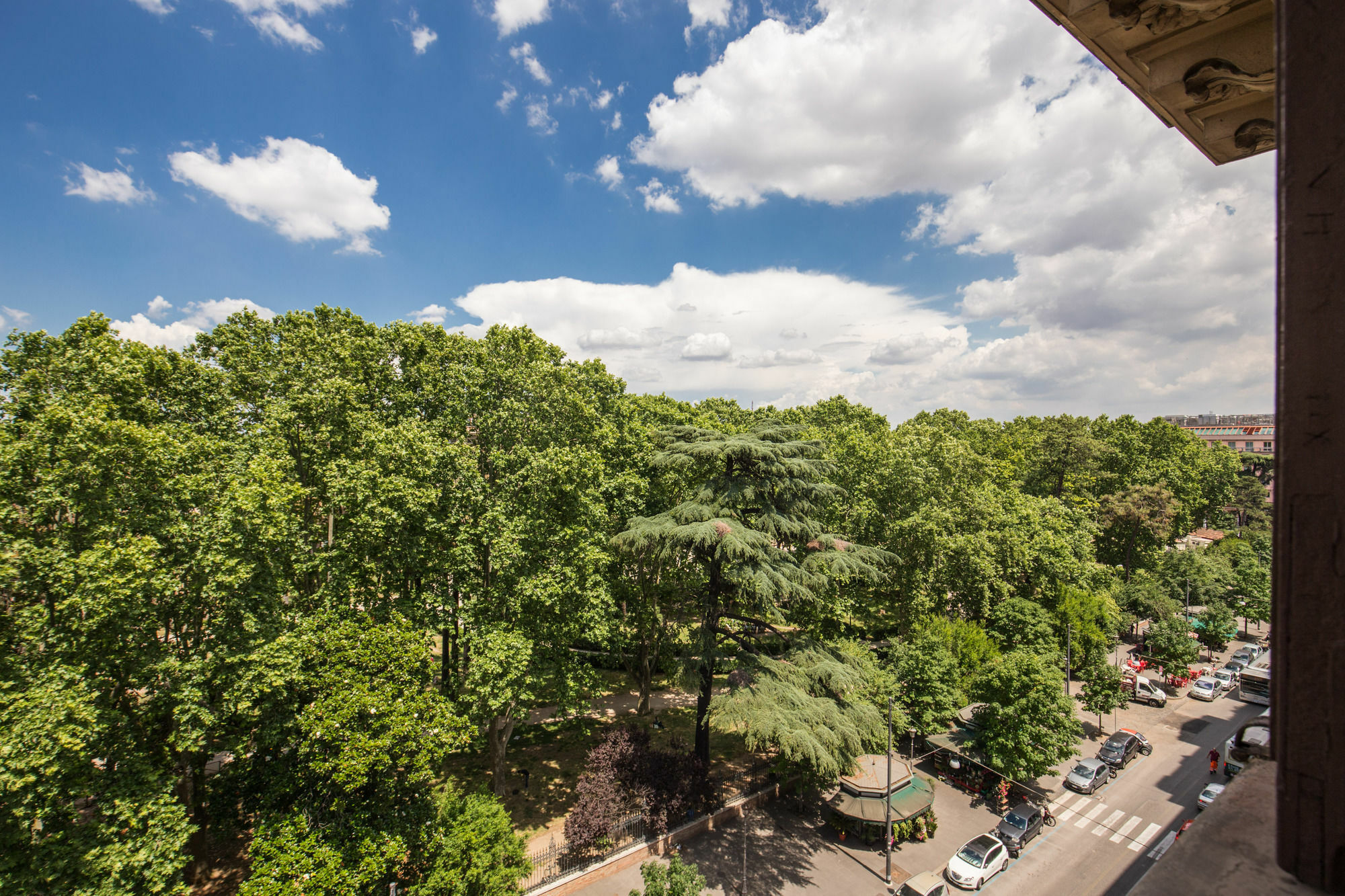 Drago D'Oro Guesthouse - Accross From Metro Vittorio Emanuele Exterior photo
